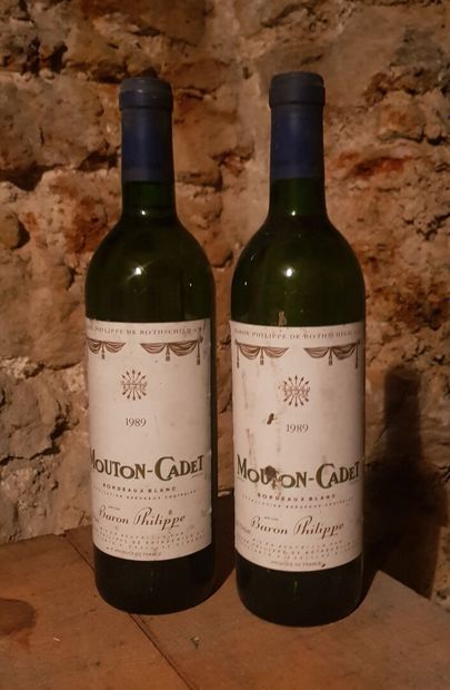 Lot including: 

- Superior Bordeaux, Château...