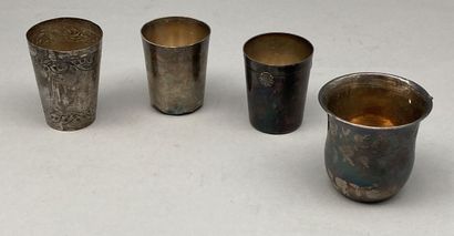 Silver lot including : 

- A timbale slightly...
