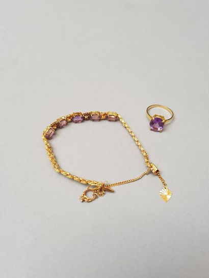 Lot including : 

- A solitaire ring in 18...