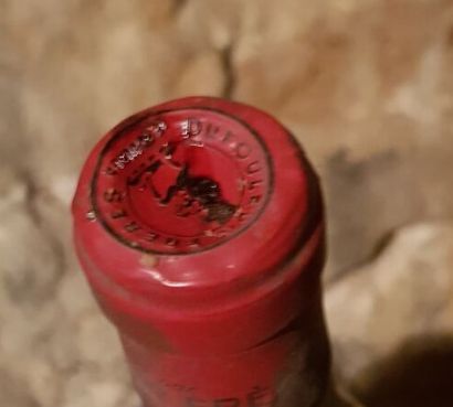 
Lot including: 

- Burgundy, Pinot rosé,...
