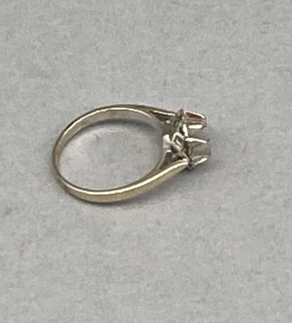 Lot in 18 K gold (750 °/°°) including : 

-...