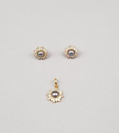 Lot in 18 K gold (750 °/°°) including : 

-...