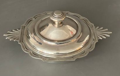 Silver scalloped covered vegetable dish....