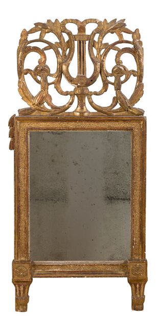 Straight mirror in molded, carved, stuccoed...