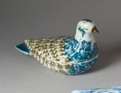 KOUZNETSOV FACTORY. Pigeon-shaped polychrome...
