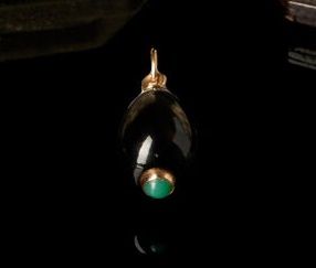 Small PENDANT EGG in 14K (585°/°°) gold,...