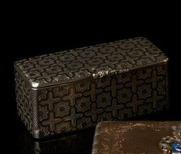 TABATIERE in silver (800°/°° minimum), titled...