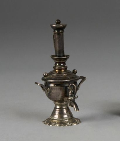 Miniature SAMOVAR in silver (800°/°°), the...