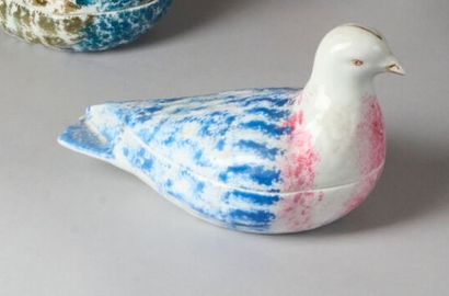 KOUZNETSOV FACTORY. Polychrome porcelain...