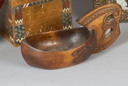 Wooden KOVSH with engraved and partially...