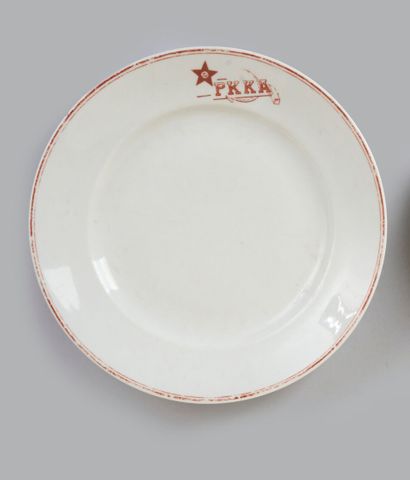 MANUFACTURE DOULEVO. PORCELAIN FLAT DISH,...
