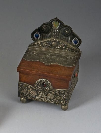 HOUSE KHLEBNIKOV. 
Wooden box mounted in...