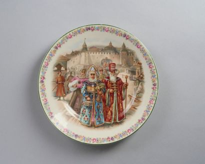 PORCELAIN ASSIET, round form, decorated with...