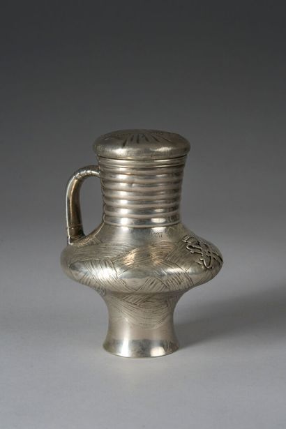 CHOPE COUVERTE in silver (800°/°°minimum),...