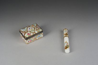 Set comprising a tubular enameled silver...