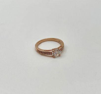 SWAROVSKI.
Bague, modèle 