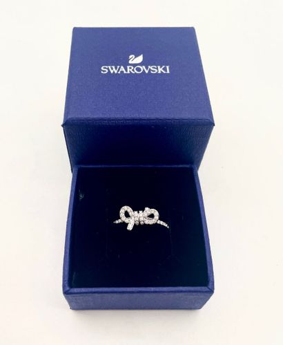 SWAROVSKI.
Bague, modèle 