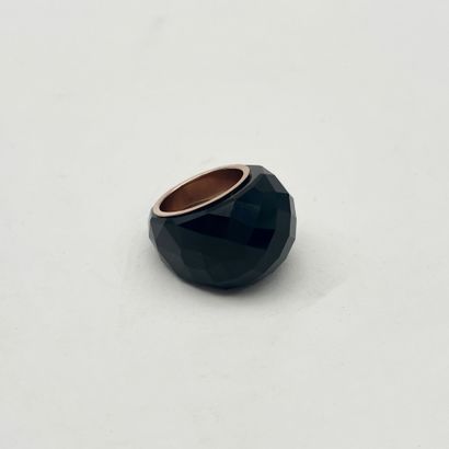SWAROVSKI.
Bague boule modèle 