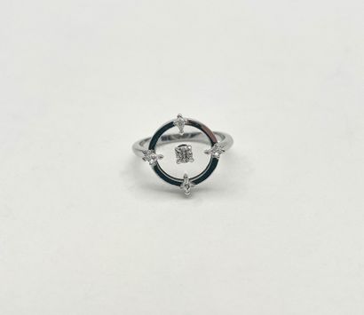 SWAROVSKI.
Bague, modèle 