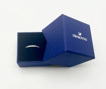 SWAROVSKI.
Bague, modèle 