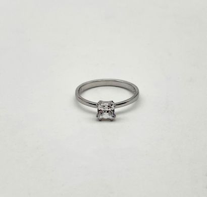 SWAROVSKI.
Bague, modèle 
