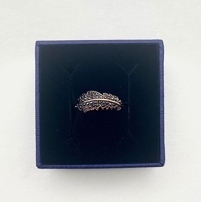 SWAROVSKI.
Bague, modèle 