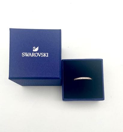 SWAROVSKI.
Bague, modèle 