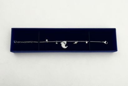 SWAROVSKI.
Bracelet en acier inoxydable,...