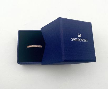 SWAROVSKI.
Bague, modèle 