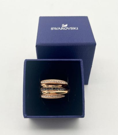 SWAROVSKI.
Bague, modèle 