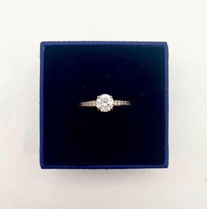 SWAROVSKI.
Bague, modèle 