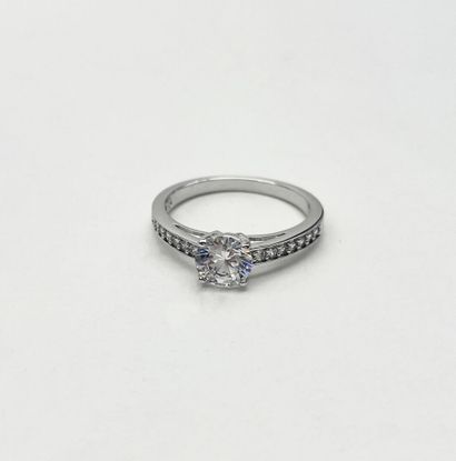 SWAROVSKI.
Bague, modèle 