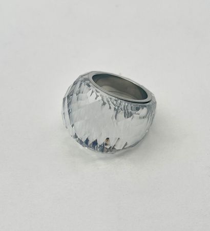 SWAROVSKI.
Bague boule, modèle 