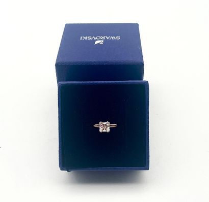 SWAROVSKI.
Bague, modèle 