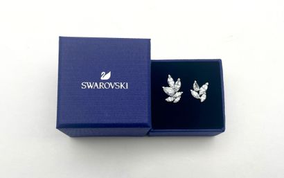 SWAROVSKI.
Bague, modèle 