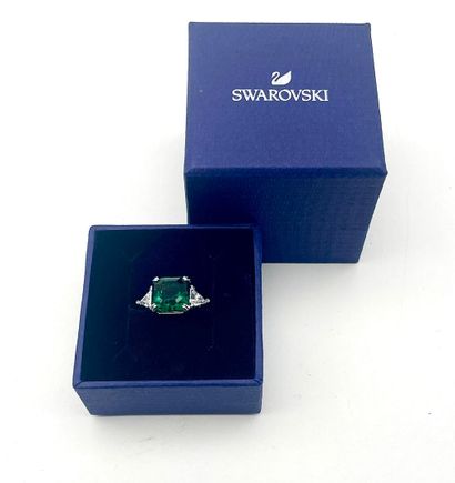 SWAROVSKI.
Bague modèle, 