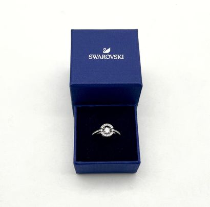 SWAROVSKI.
Bague, modèle 