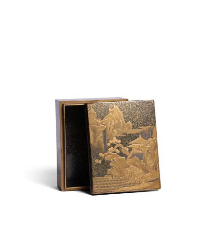 Rectangular box in nashiji lacquer, the lid...