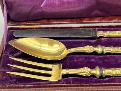 Child's cutlery in 800 °/°°° gilt silver...