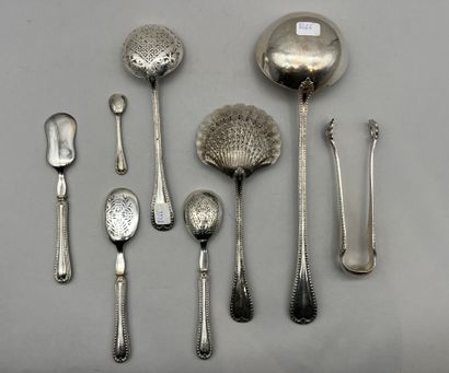 950 °/°° silver household set comprising:...