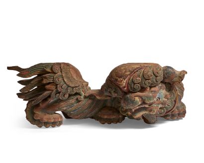 Two lions. China, 17th-18th century. 
Polychrome...