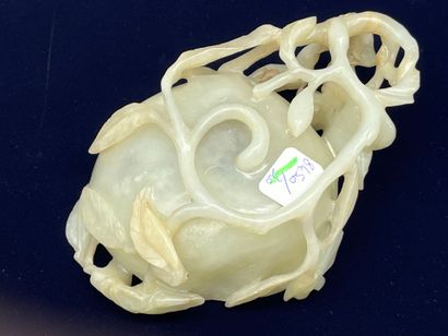 Brush wash, China, 19th c. 
Pale green jade....