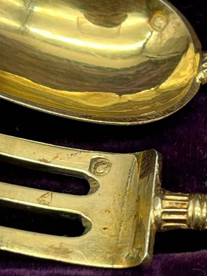 Child's cutlery in 800 °/°°° gilt silver...