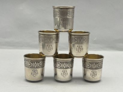 Suite of 6 950°/°° silver liqueur glasses....