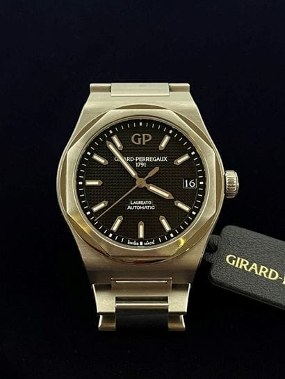GIRARD-PERREGAUX 
Montre-bracelet pour homme,...