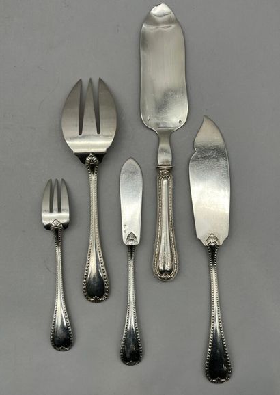 950 °/°° silver household set comprising:...