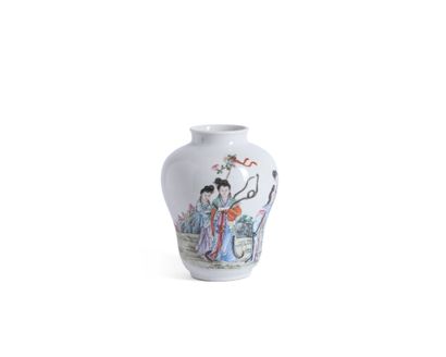 Porcelain vase with enameled decoration of...