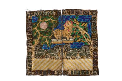 Set of eight silk badges (except one in gauze)...
