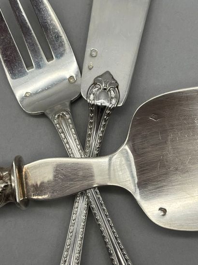 950 °/°° silver household set comprising:...