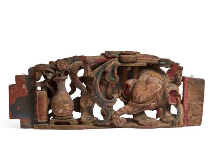 Lion and elephant. China, 17th-18th century....